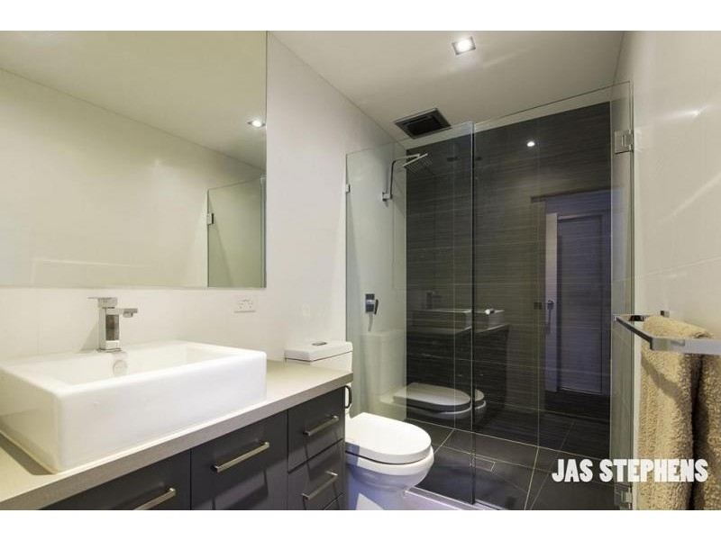 1 Emma Street, Seddon VIC 3011