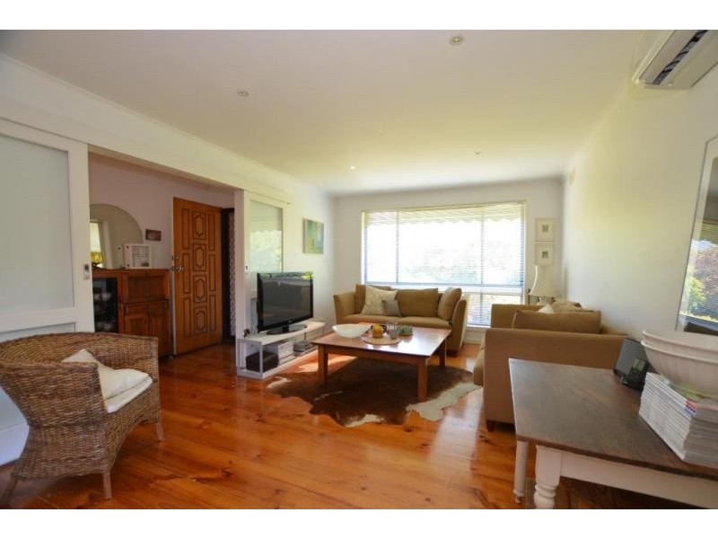 1/4 Margot Street, West Footscray VIC 3012
