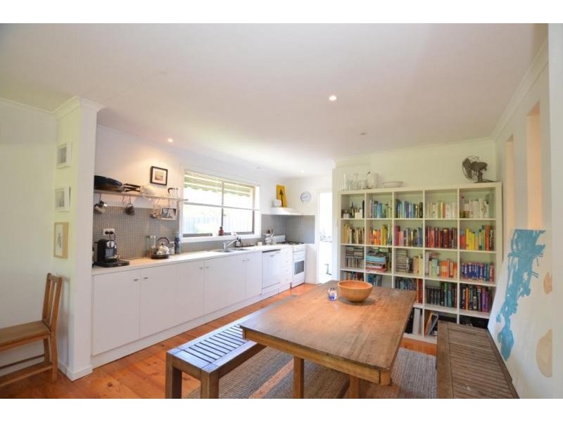 1/4 Margot Street, West Footscray VIC 3012