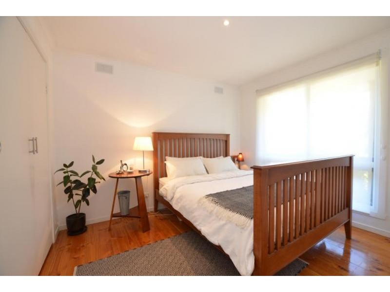 1/4 Margot Street, West Footscray VIC 3012