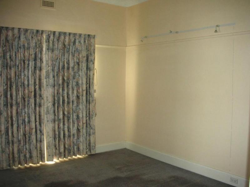 11 Barton Street, West Footscray VIC 3012