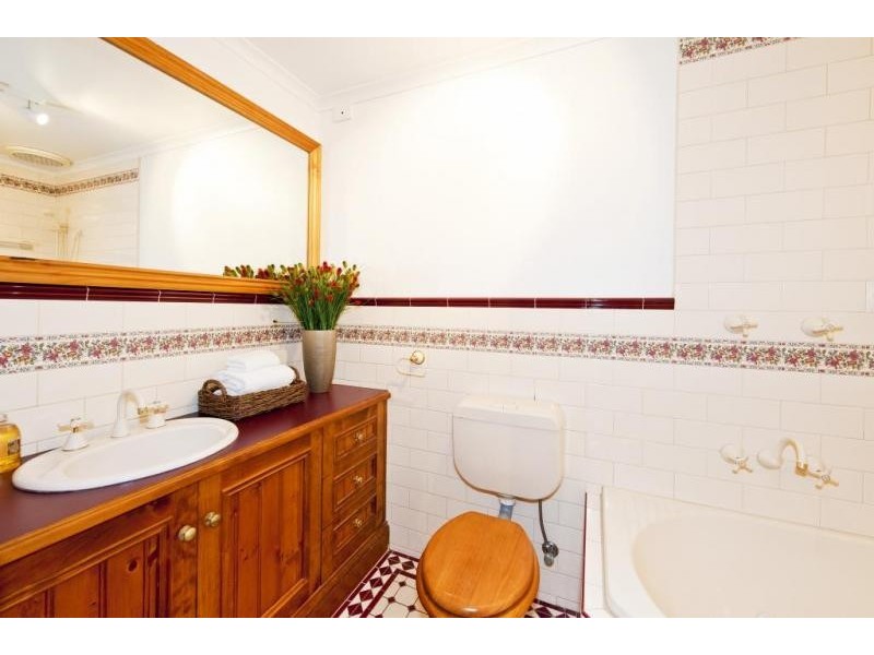 17 Norfolk Street, Yarraville VIC 3013