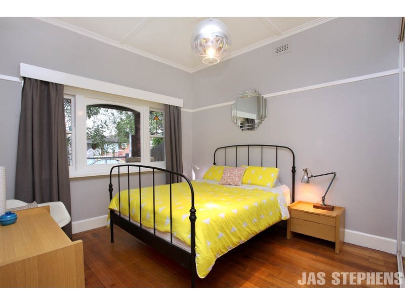 146 Williamstown Road, Kingsville VIC 3012