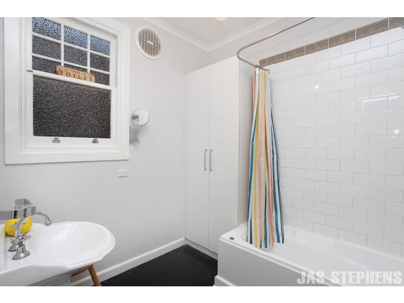 146 Williamstown Road, Kingsville VIC 3012