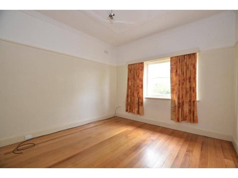 60 Edgar Street, Kingsville VIC 3012