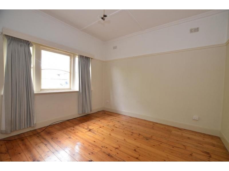 60 Edgar Street, Kingsville VIC 3012