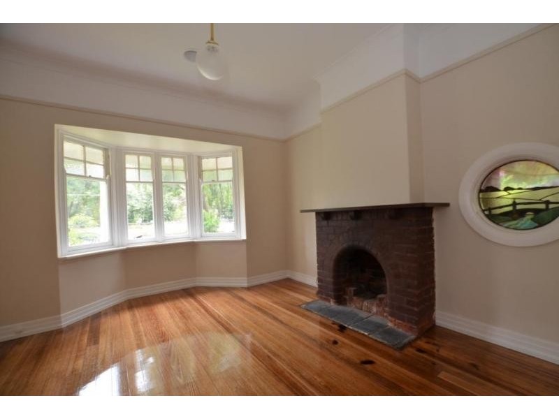 37 Bellairs Avenue, Seddon VIC 3011