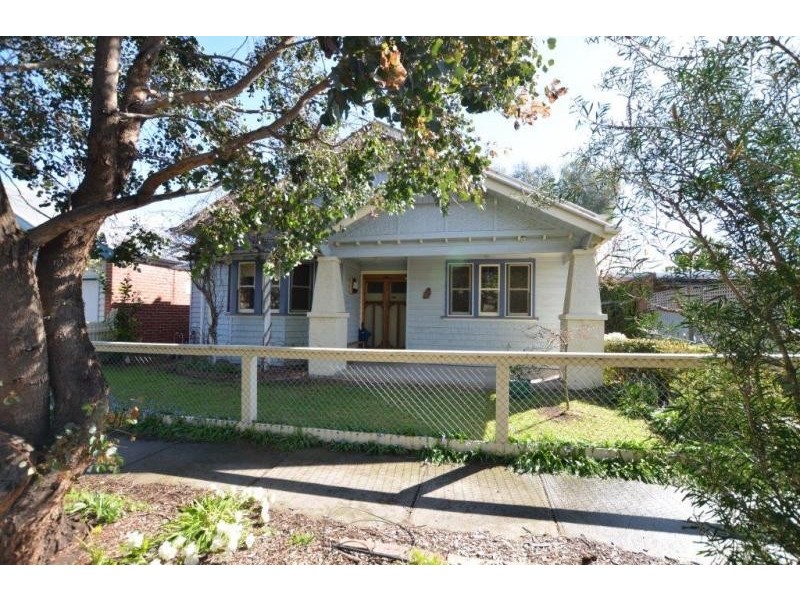 2 Maggie Street, Yarraville VIC 3013