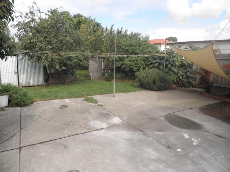 33 Braid Street, West Footscray VIC 3012