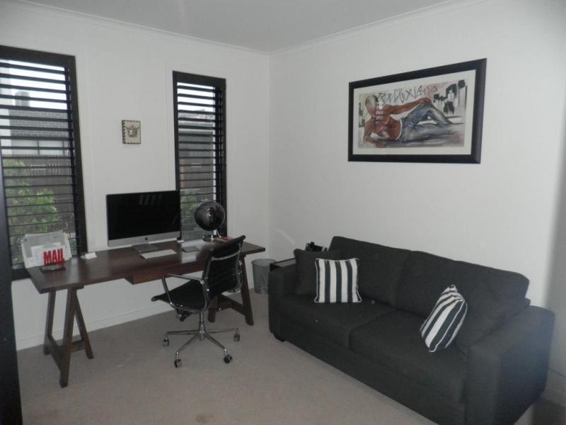 3 Hartman Walk, Footscray VIC 3011