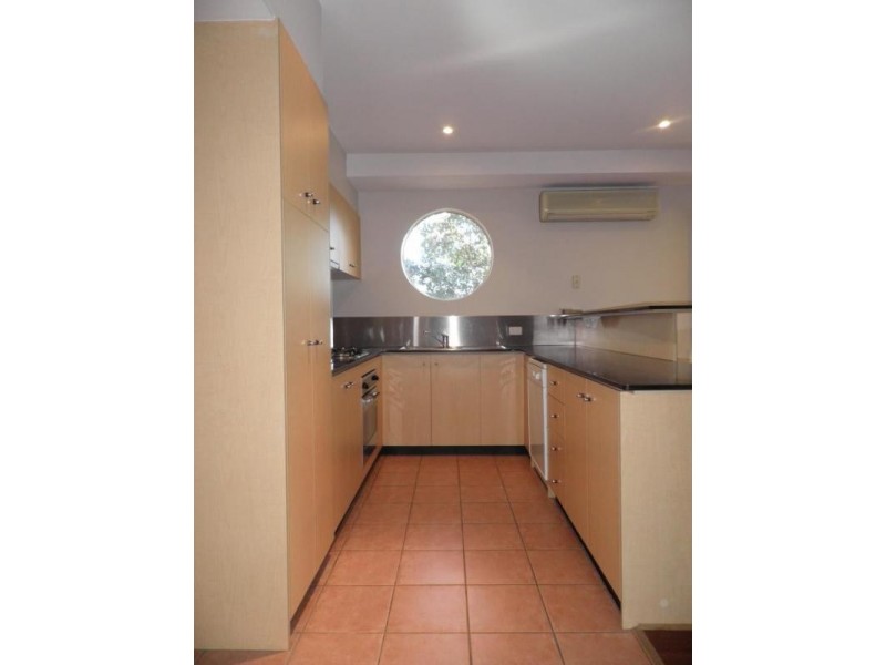 1/55 Moreland Street, Footscray VIC 3011