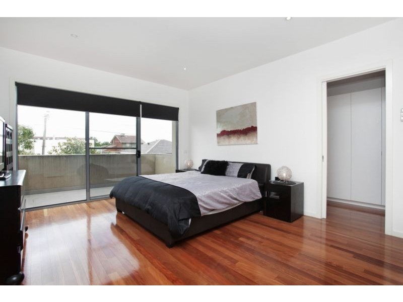 2c Castlemaine Street, Yarraville VIC 3013