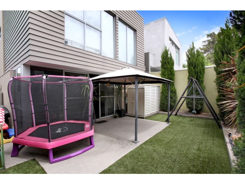 2c Castlemaine Street, Yarraville VIC 3013