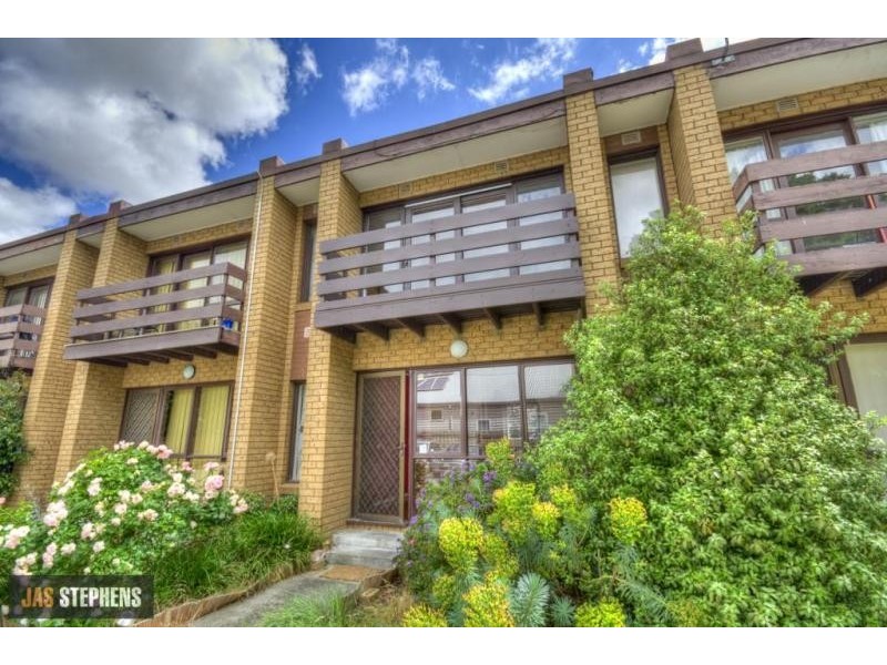 2/8 Tongue Street, Yarraville VIC 3013