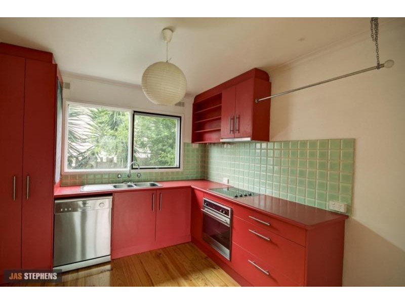 2/8 Tongue Street, Yarraville VIC 3013