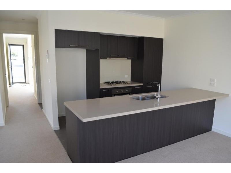 2 Beaurepaire Parade, Footscray VIC 3011