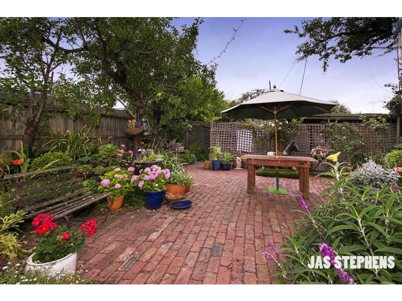 27 Lynch Street, Footscray VIC 3011