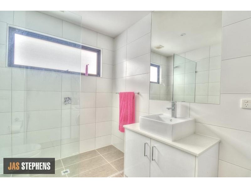 7/17 Beaumont Parade, West Footscray VIC 3012