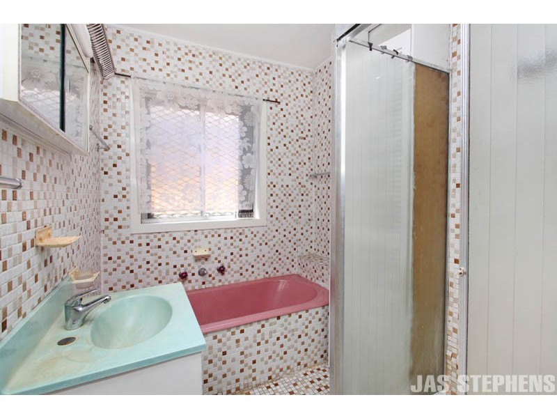 239 Essex Street, West Footscray VIC 3012