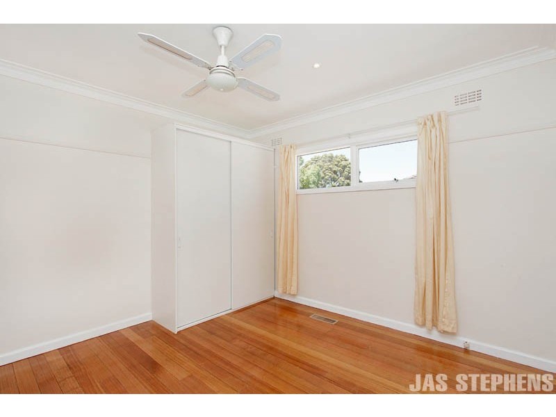 1/38 Dunbar Avenue, Sunshine VIC 3020