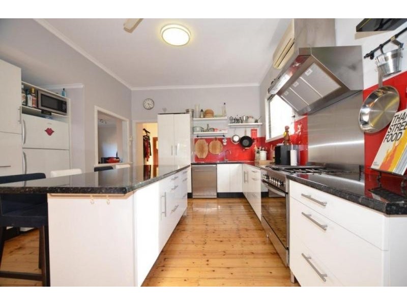 12 Cullen Street, Spotswood VIC 3015