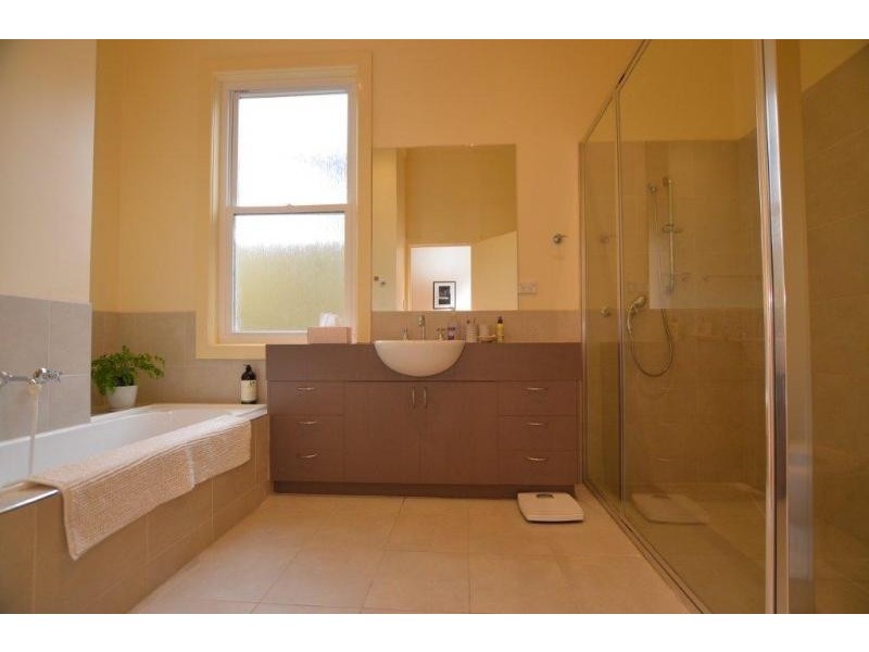 6 Hood Street, Yarraville VIC 3013