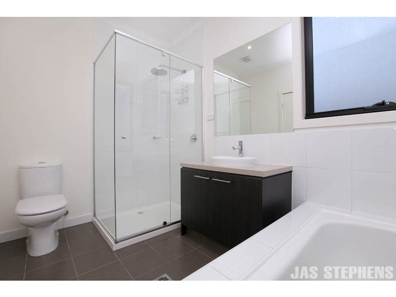 51 Warleigh Road, Footscray VIC 3011