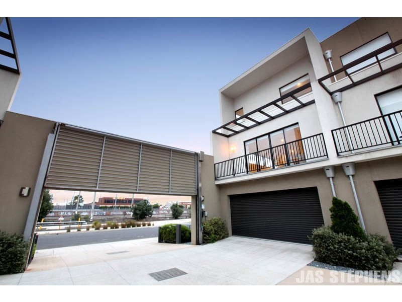 51 Warleigh Road, Footscray VIC 3011