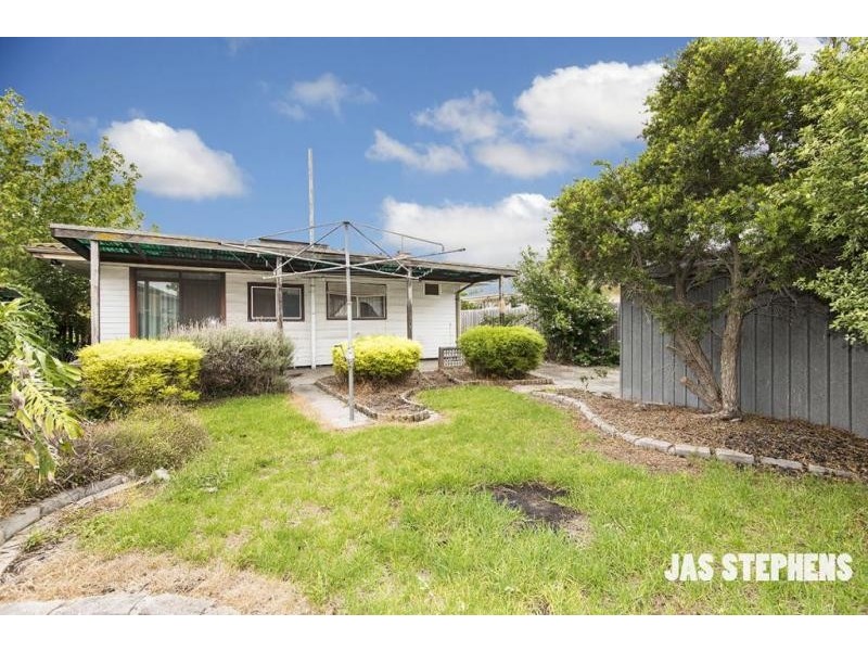 26 Castley Crescent, Braybrook VIC 3019