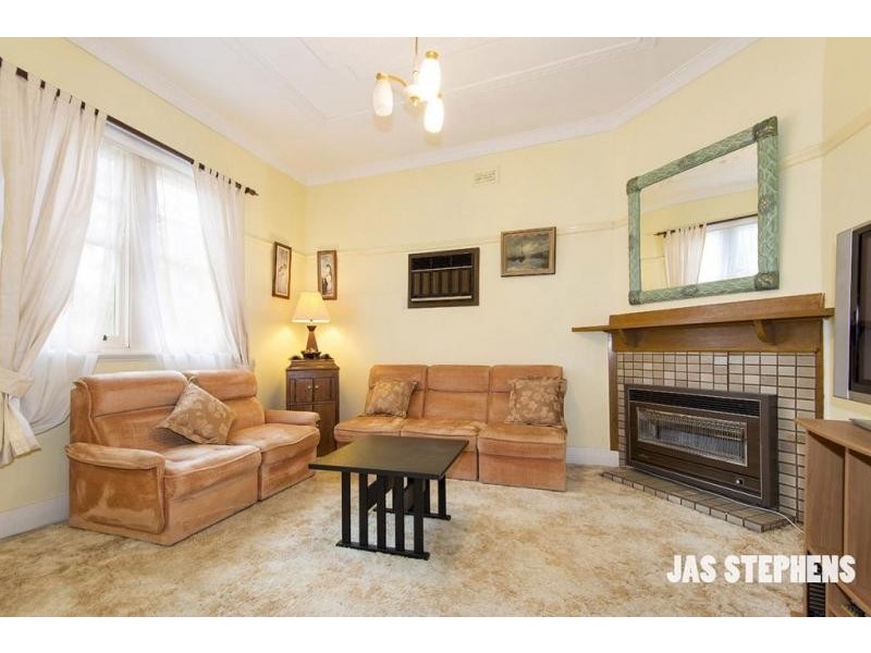 21 Junction St, Newport VIC 3015