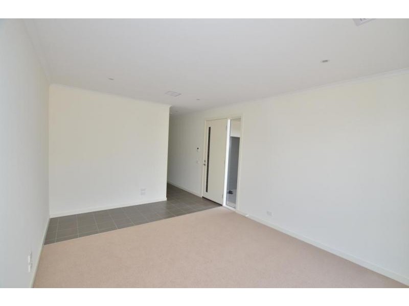 30 Souter Cresent, Footscray VIC 3011