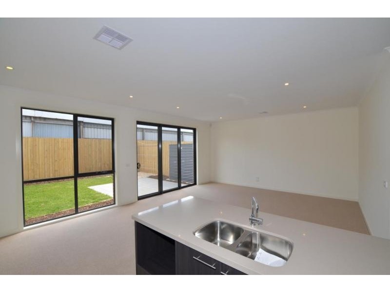 30 Souter Cresent, Footscray VIC 3011