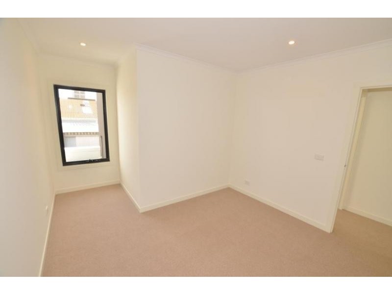 30 Souter Cresent, Footscray VIC 3011