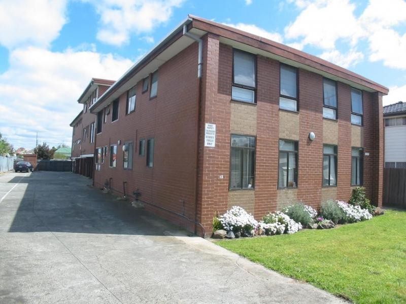 7/13 Empire Street, Footscray VIC 3011