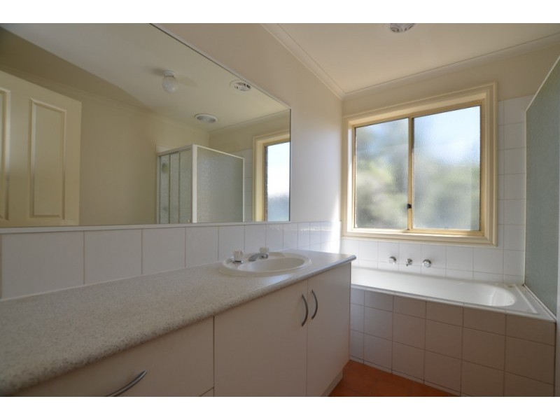 3/17 Bishop Street, Kingsville VIC 3012