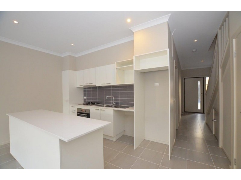 4/36 Glamis Road, West Footscray VIC 3012