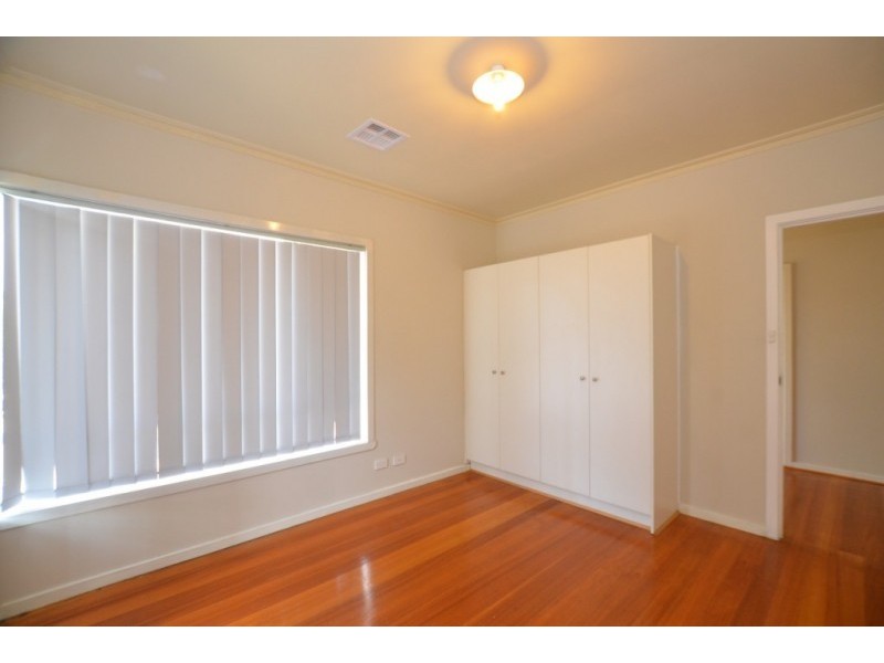 3 Yaralla Cres, Sunshine West VIC 3020