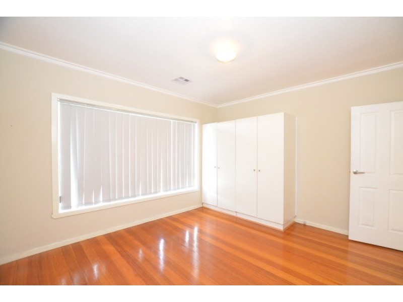 3 Yaralla Cres, Sunshine West VIC 3020