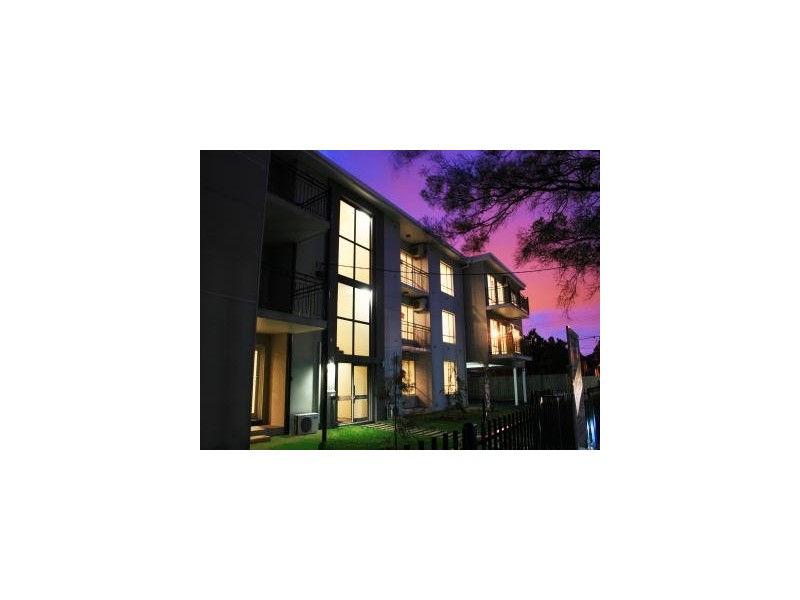 9/10 Schild Street, Yarraville VIC 3013