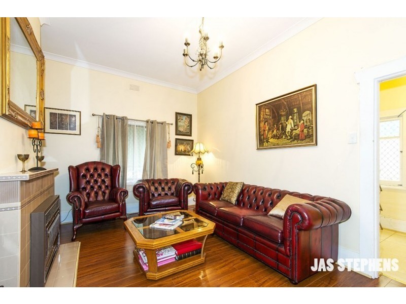 10 Stanlake St, Footscray VIC 3011