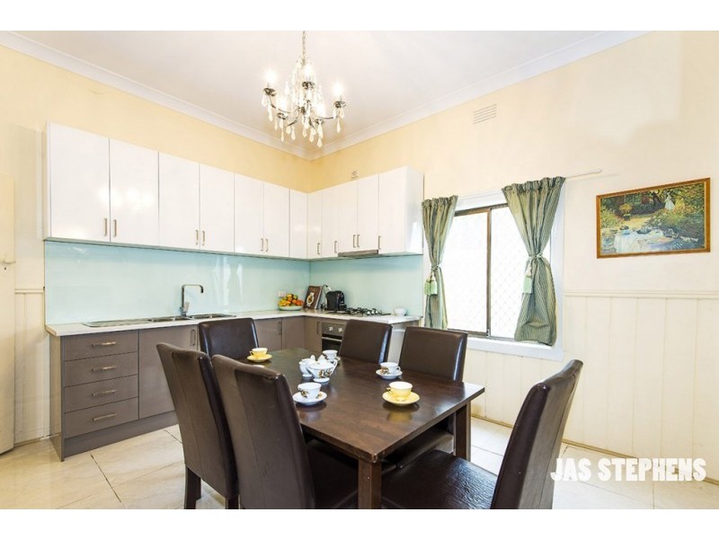 10 Stanlake St, Footscray VIC 3011