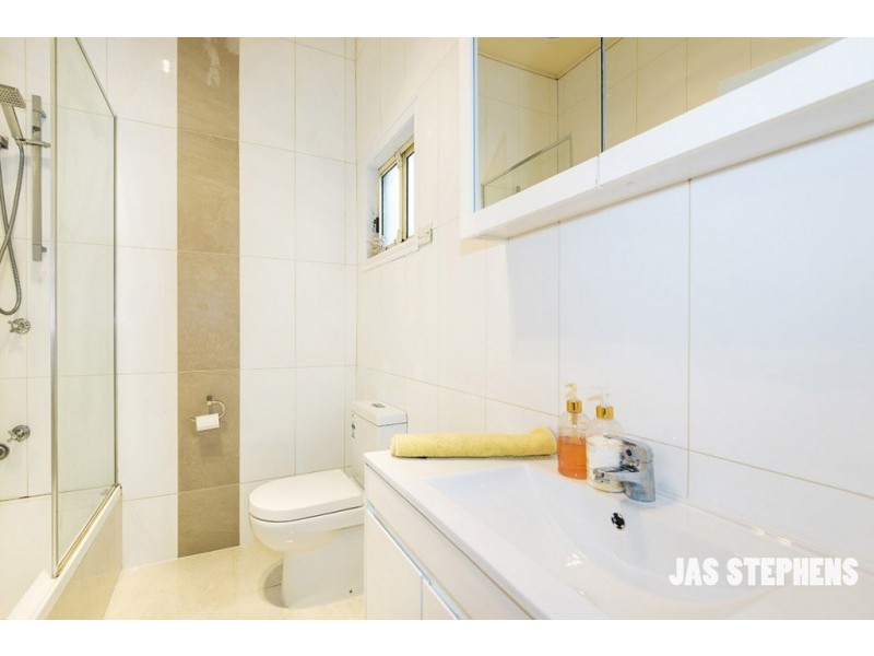 10 Stanlake St, Footscray VIC 3011
