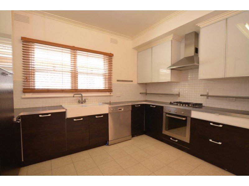 14 Strong St, Spotswood VIC 3015