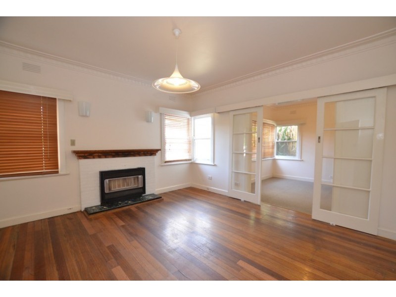 14 Strong St, Spotswood VIC 3015