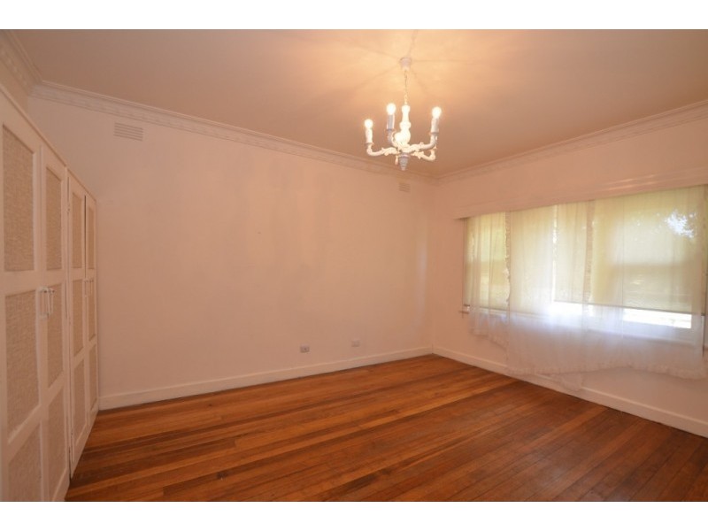 14 Strong St, Spotswood VIC 3015