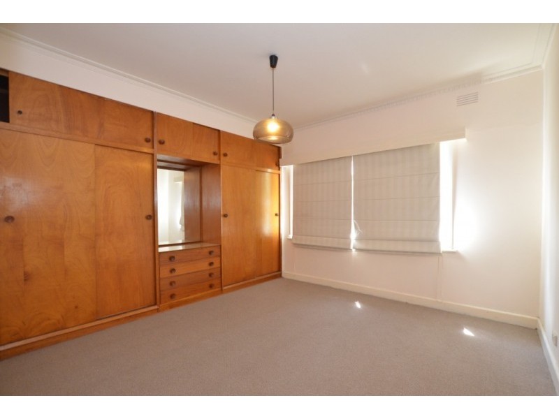 14 Strong St, Spotswood VIC 3015