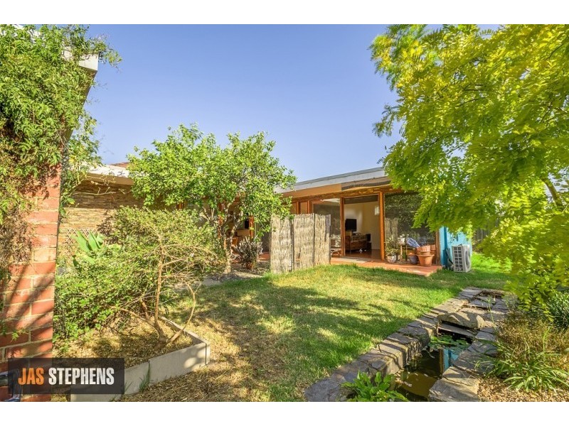 14 Strong St, Spotswood VIC 3015