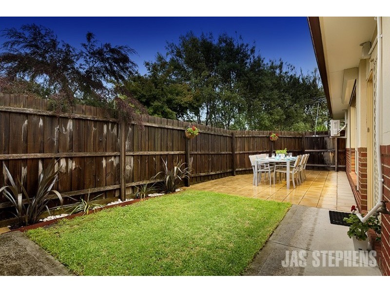 1/7 Irving Court, Maidstone VIC 3012