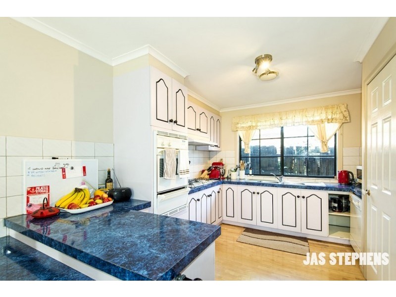 18 Oxford Street, West Footscray VIC 3012