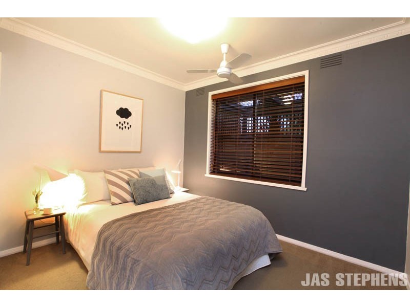 8/17 Gordon Parade, Yarraville VIC 3013